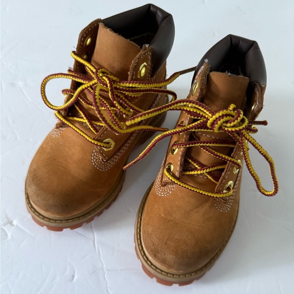 Timberland Tan Leather Toddler Boots - Picture 2 of 6